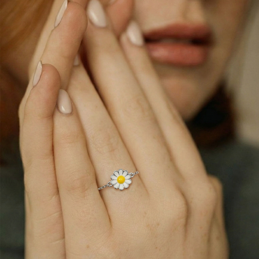 Blisse Allure Sterling Silver Dahlia Chain Ring