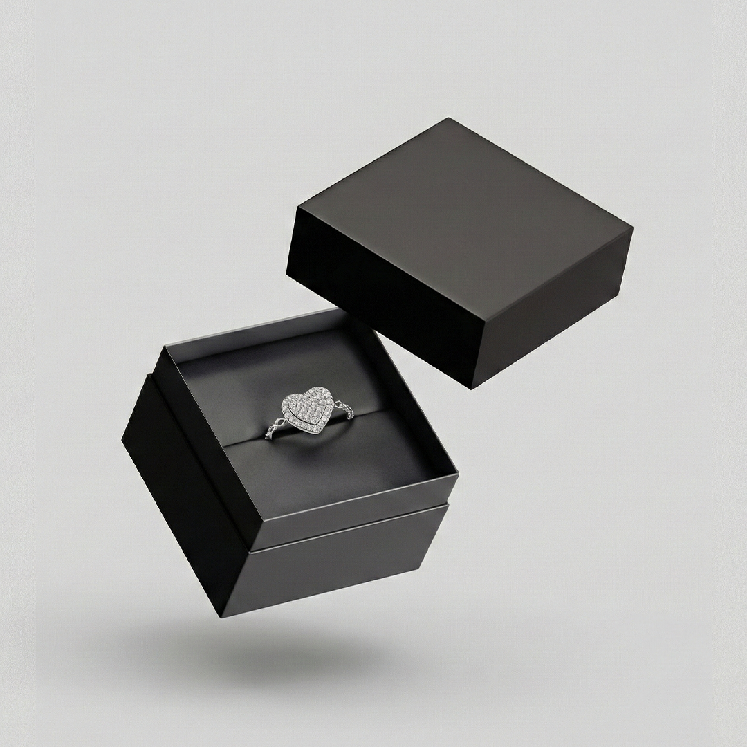 Blisse Allure Sterling Silver Heart Motif Chain Ring