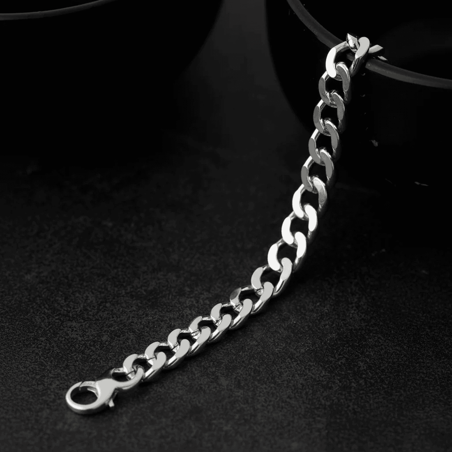 Curb chain bracelet for men - Blisseallure.in