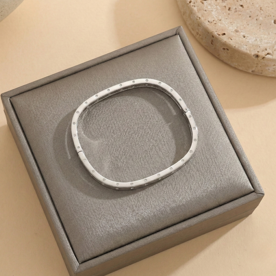 Blisse Allure Sterling Silver Bangle