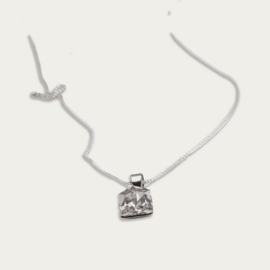 Beautiful crystal pendent Necklace - White