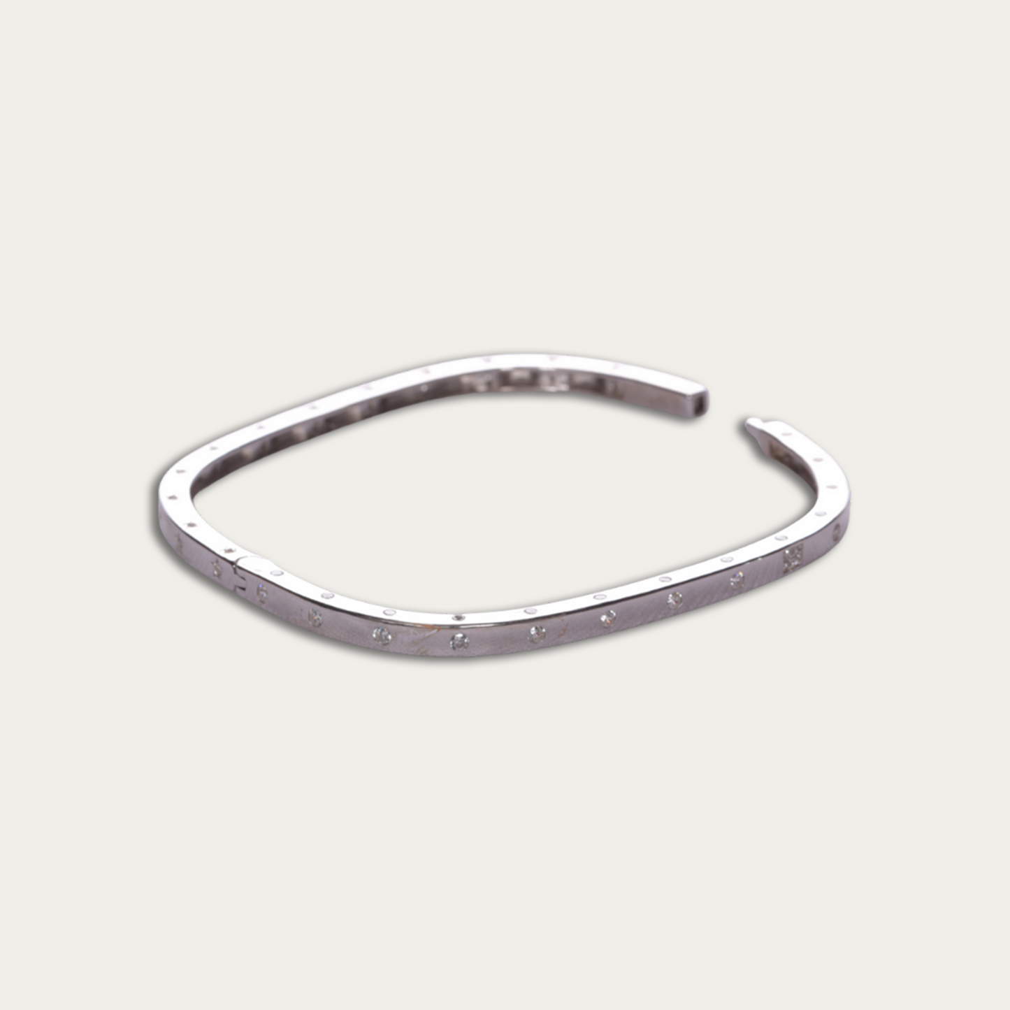 Blisse Allure Sterling Silver Bangle