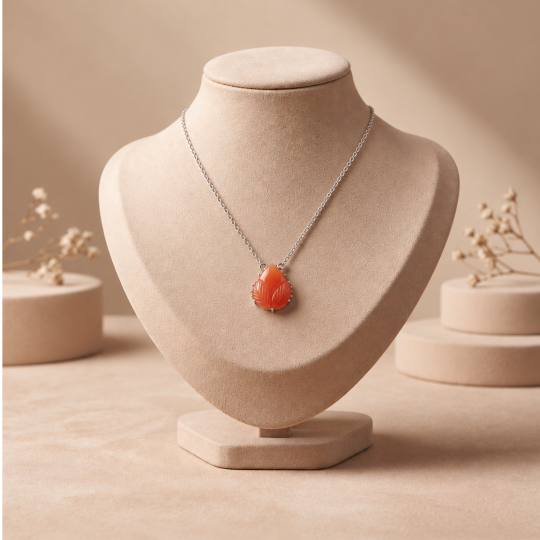 Blisse allure 925 Sterling Silver Carved Red Gemstone Teardrop Pendant Necklace