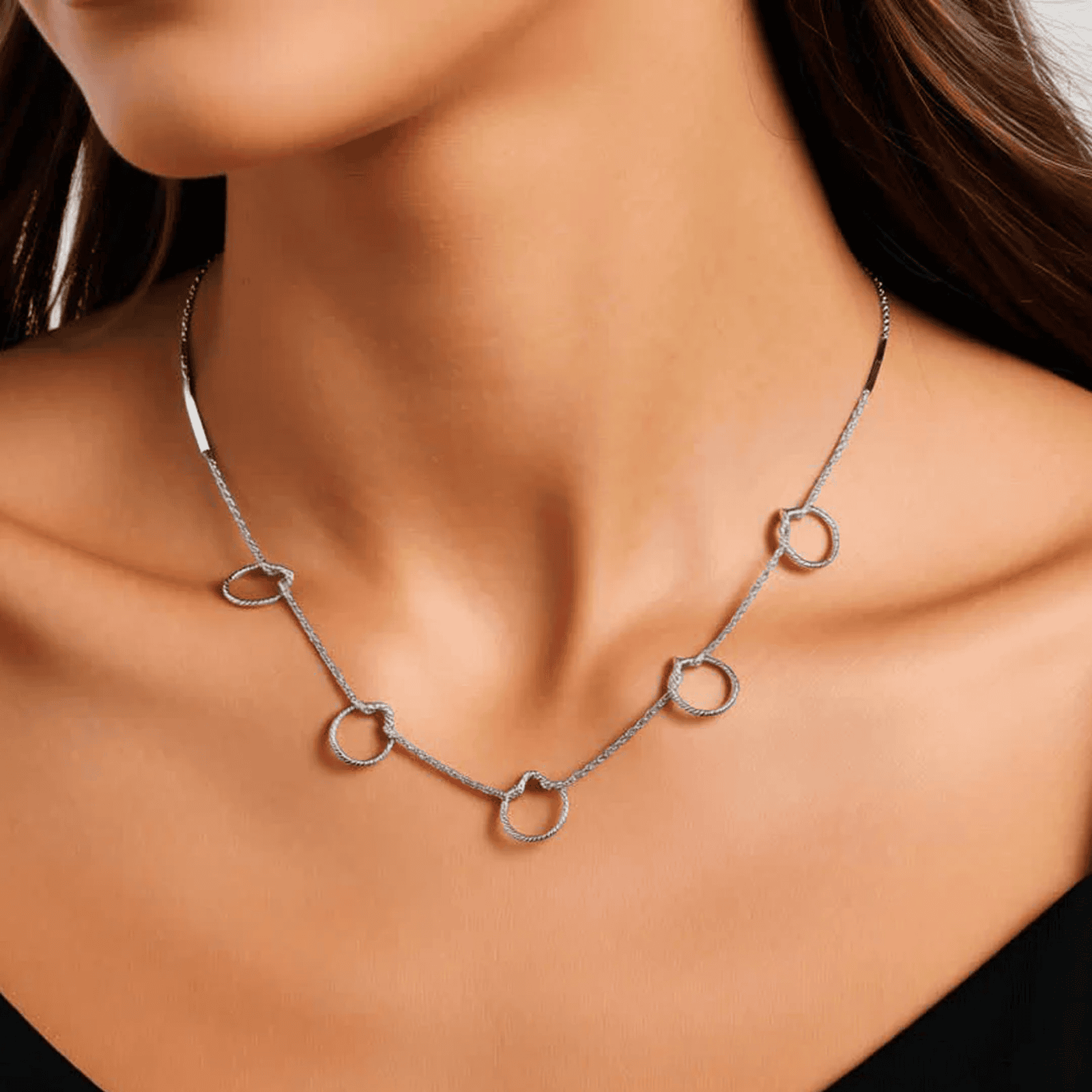 Necklace with 5 circular charms