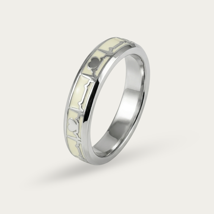 Promise Ring with Heartline Pattern For Men
