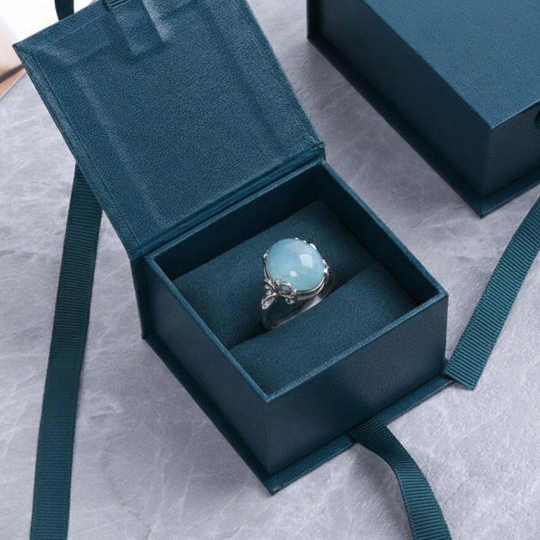 Tranquil and elegant Aquamarine semi precious sterling silver finger ring