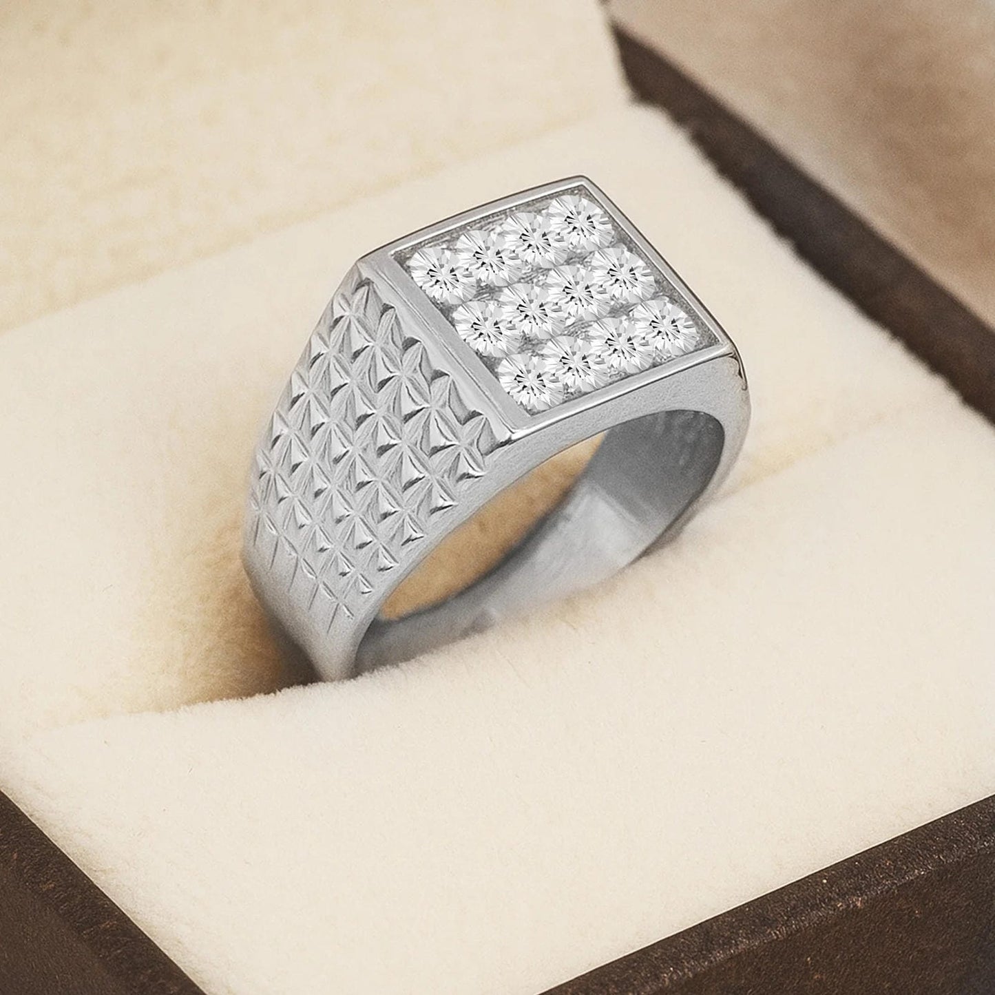 Ring with Diamond-Cut Pattern and Triangular Side Detailing for Men - Blisseallure.in