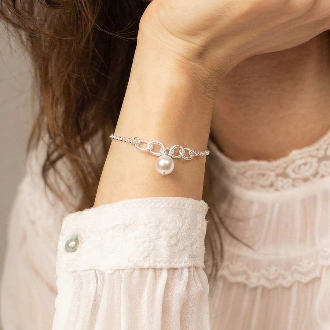 Blisse Allure Sterling Silver Bracelet with Pear shape links and Pearl drop
