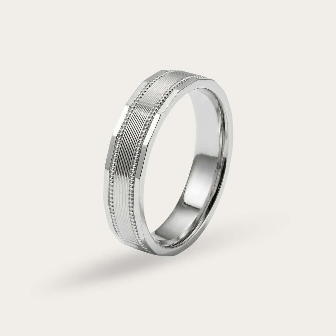 Men's Ring with Beaded Edge Detailing