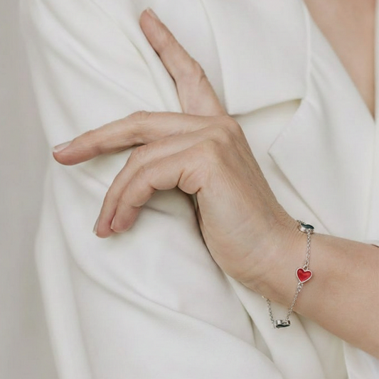 Blisse Allure Sterling Silver 925 enamelled Delicate Heart Bracelet