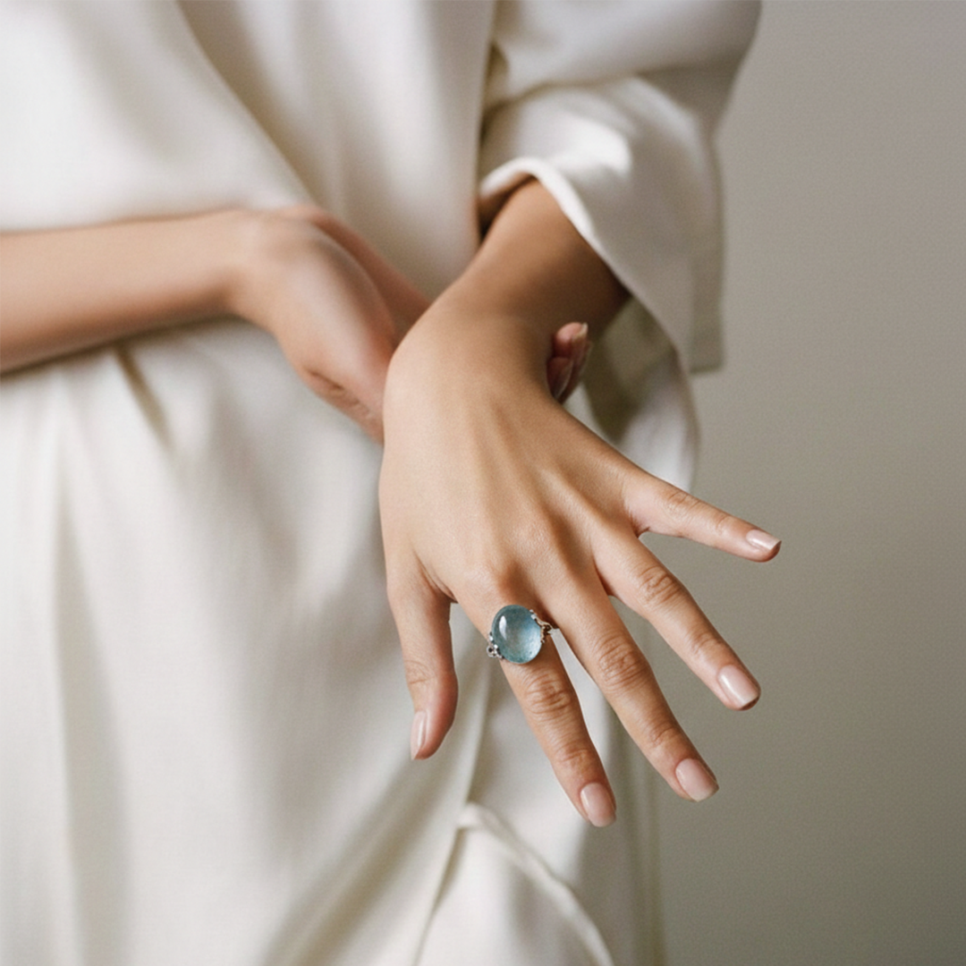 Tranquil and elegant Aquamarine semi precious sterling silver finger ring