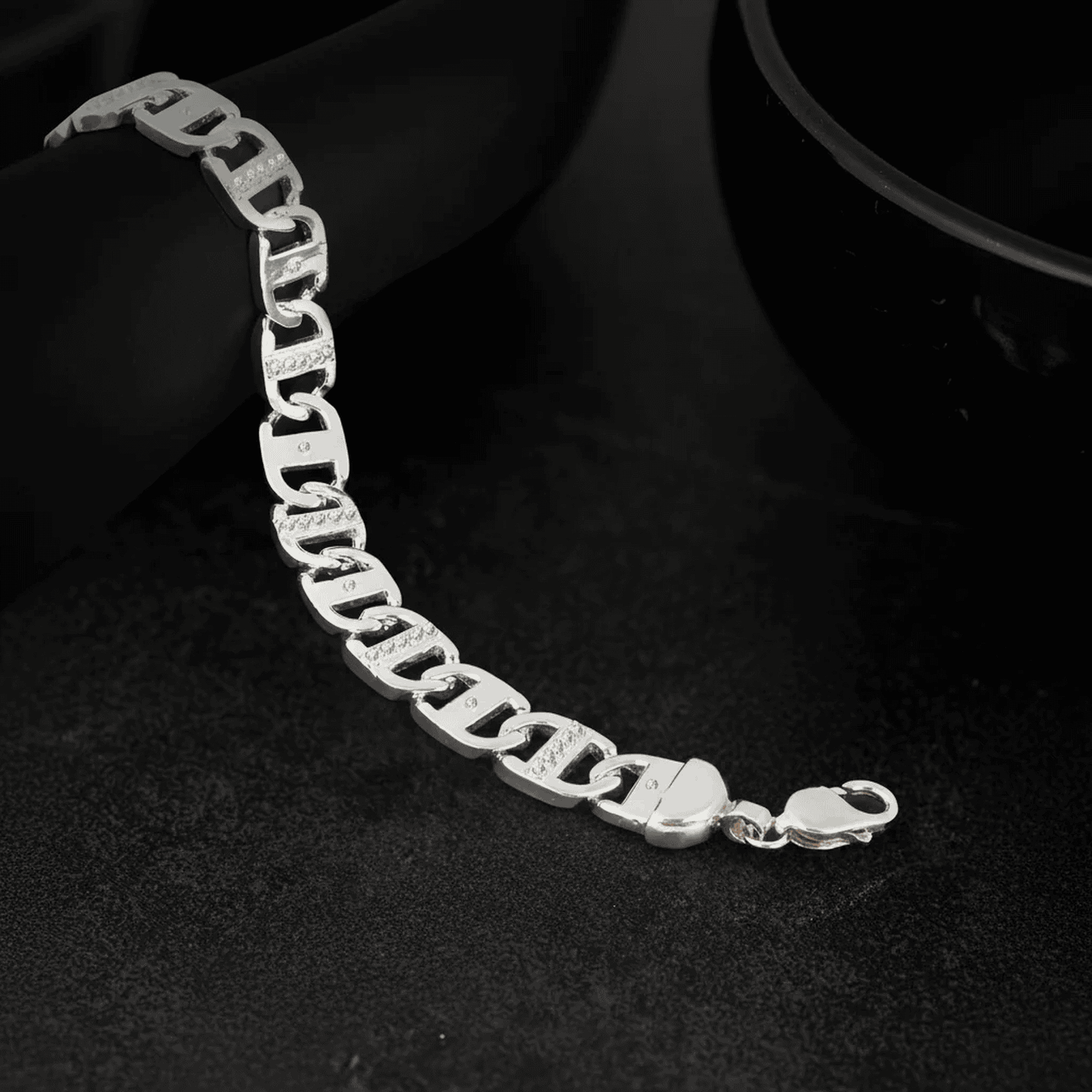 Chain bracelet with cubic zirconia stones for men - Blisseallure.in