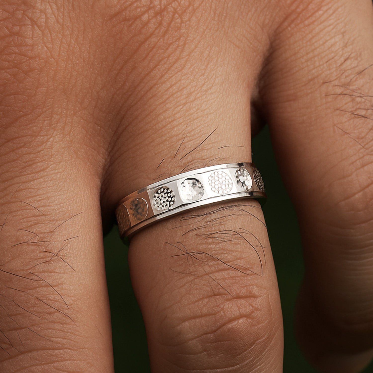 Blisse Allure 925 Sterling Silver Band with Smooth & Textured Design