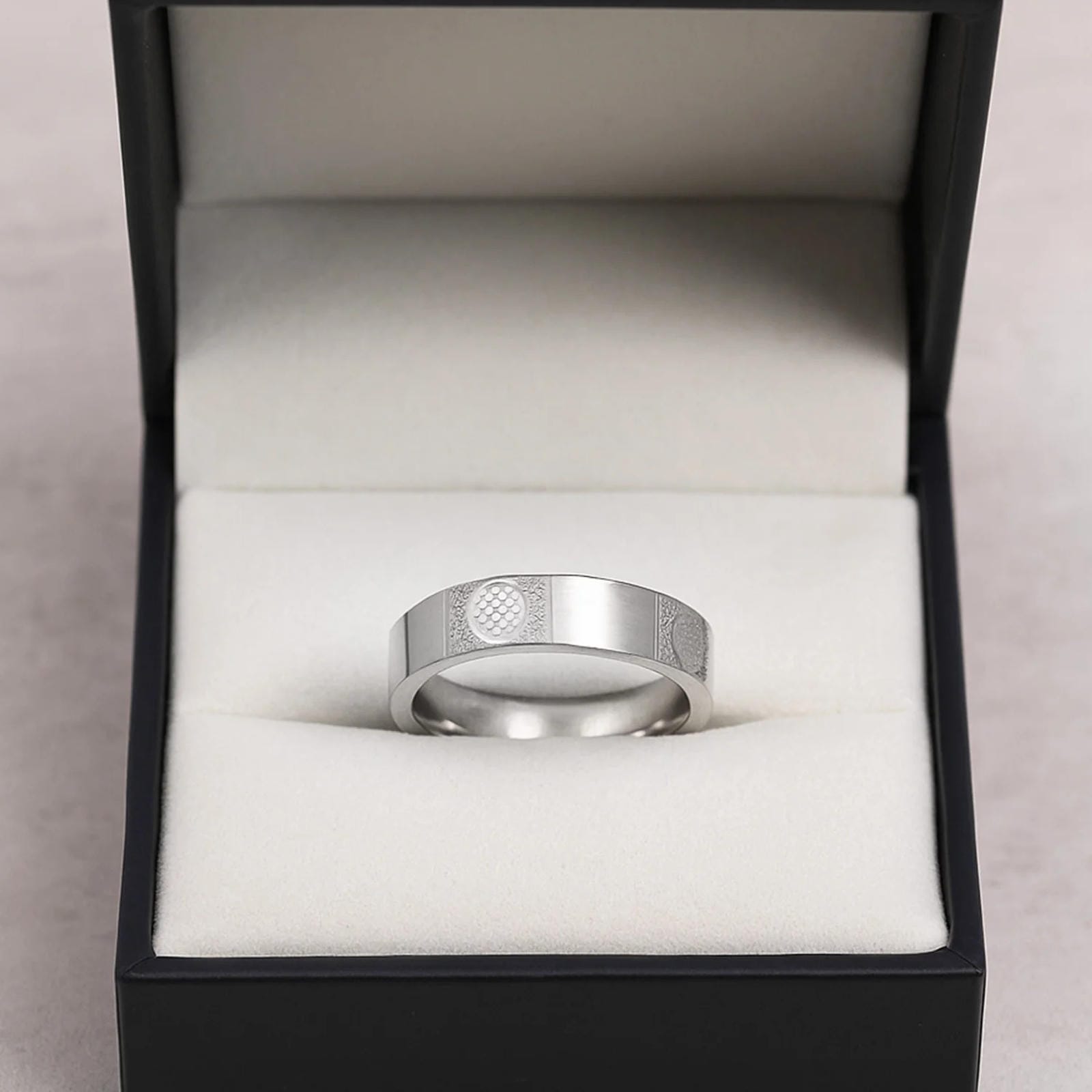 Ring with Circular Jali Design - Blisseallure.in