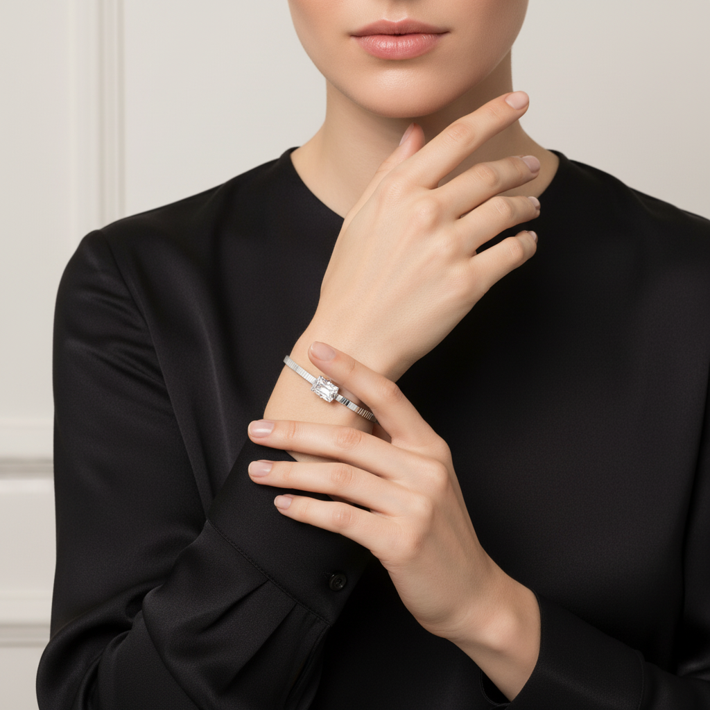 Blisse Allure Luxury Silver Bracelet with Emerald-Cut Diamond