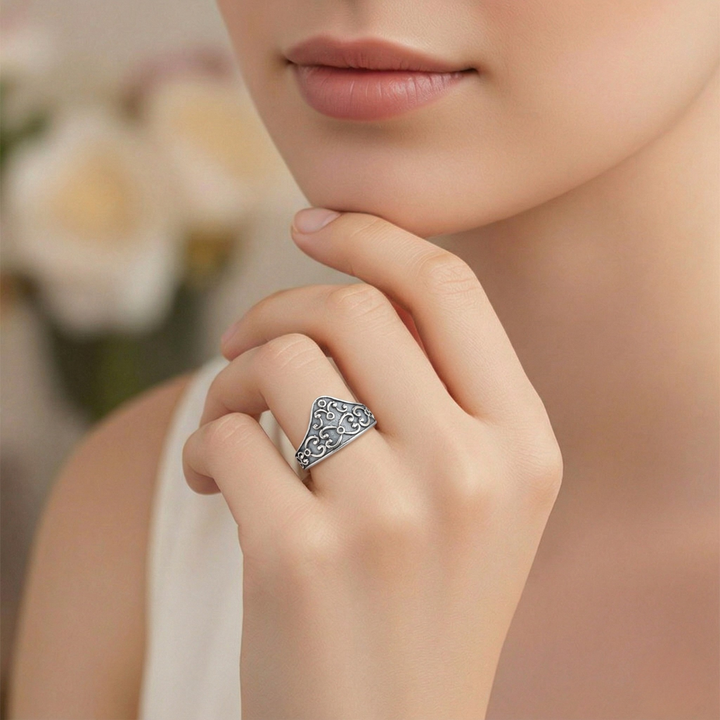 Blisse Allure – 925 Sterling Silver Vintage Scrollwork Statement Ring