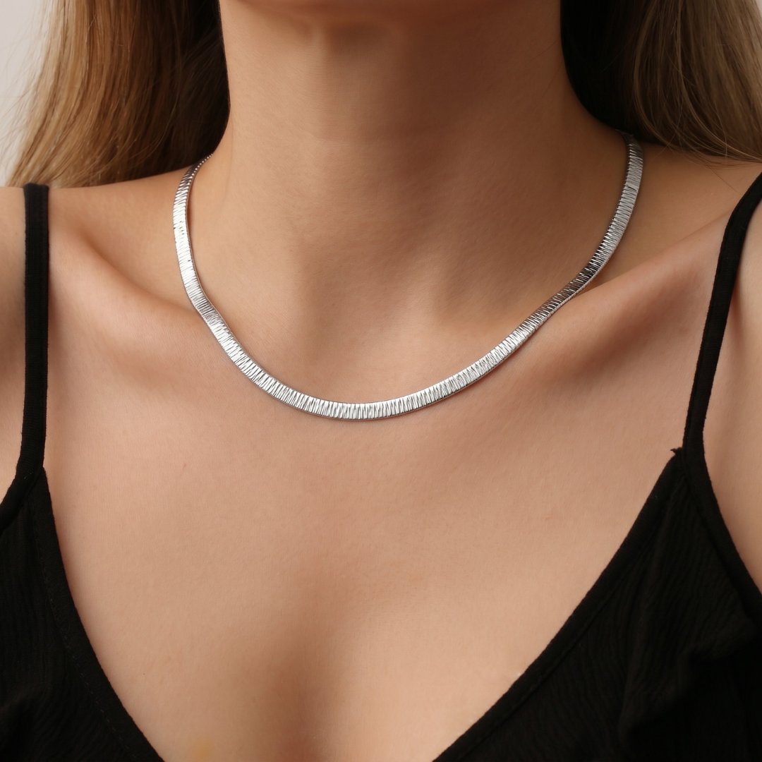 Blisse Allure – 925 Sterling Silver Radiant Texture Chain Necklace