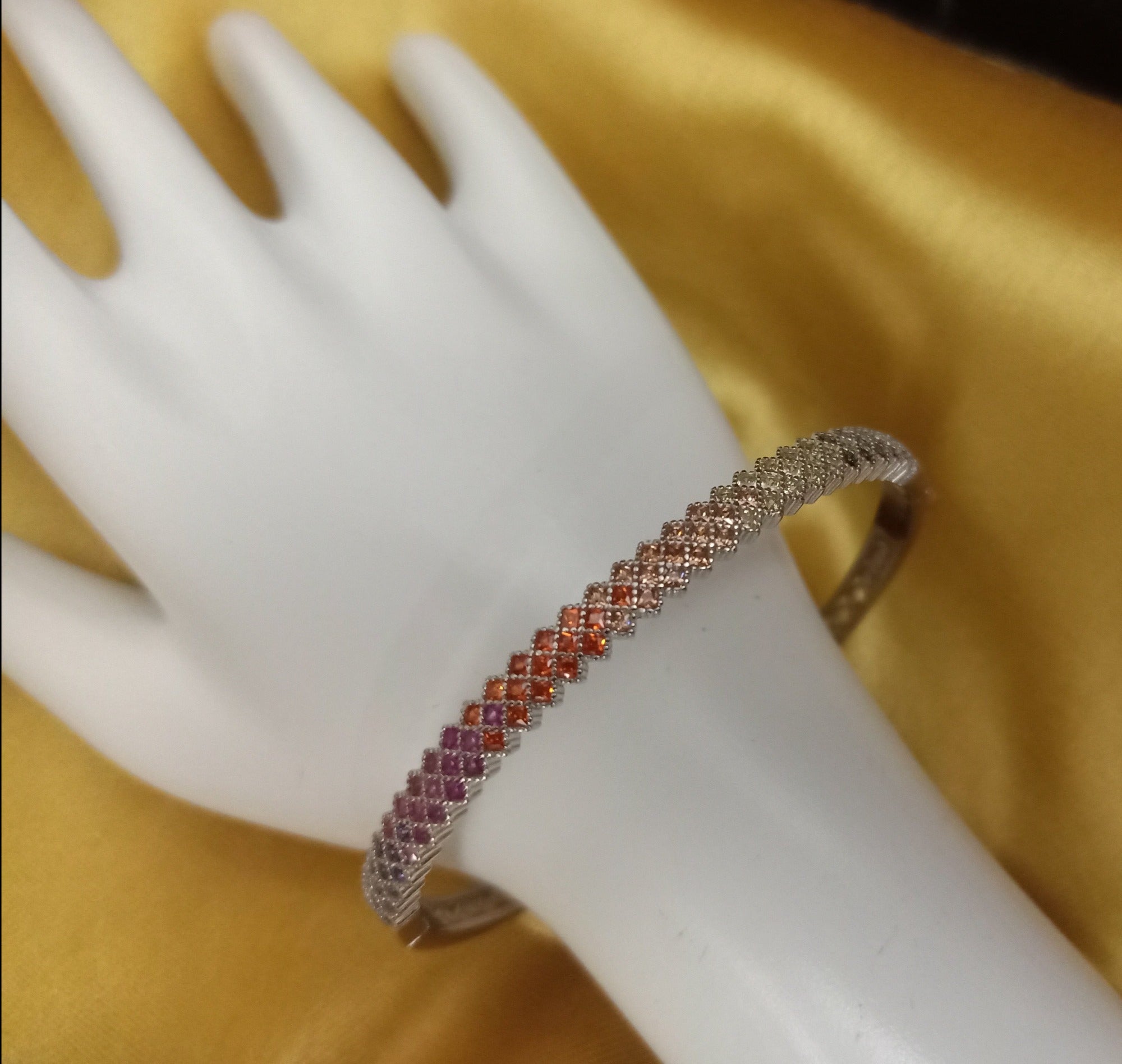 Blisse Allure Sterling Waffle Designed Oval shaped Bangle