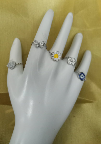 Blisse Allure Sterling Silver Dahlia Chain Ring