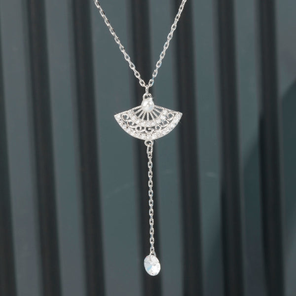 Blisse Allure Sterling Silver Fan Shaped Lariat Necklace.
