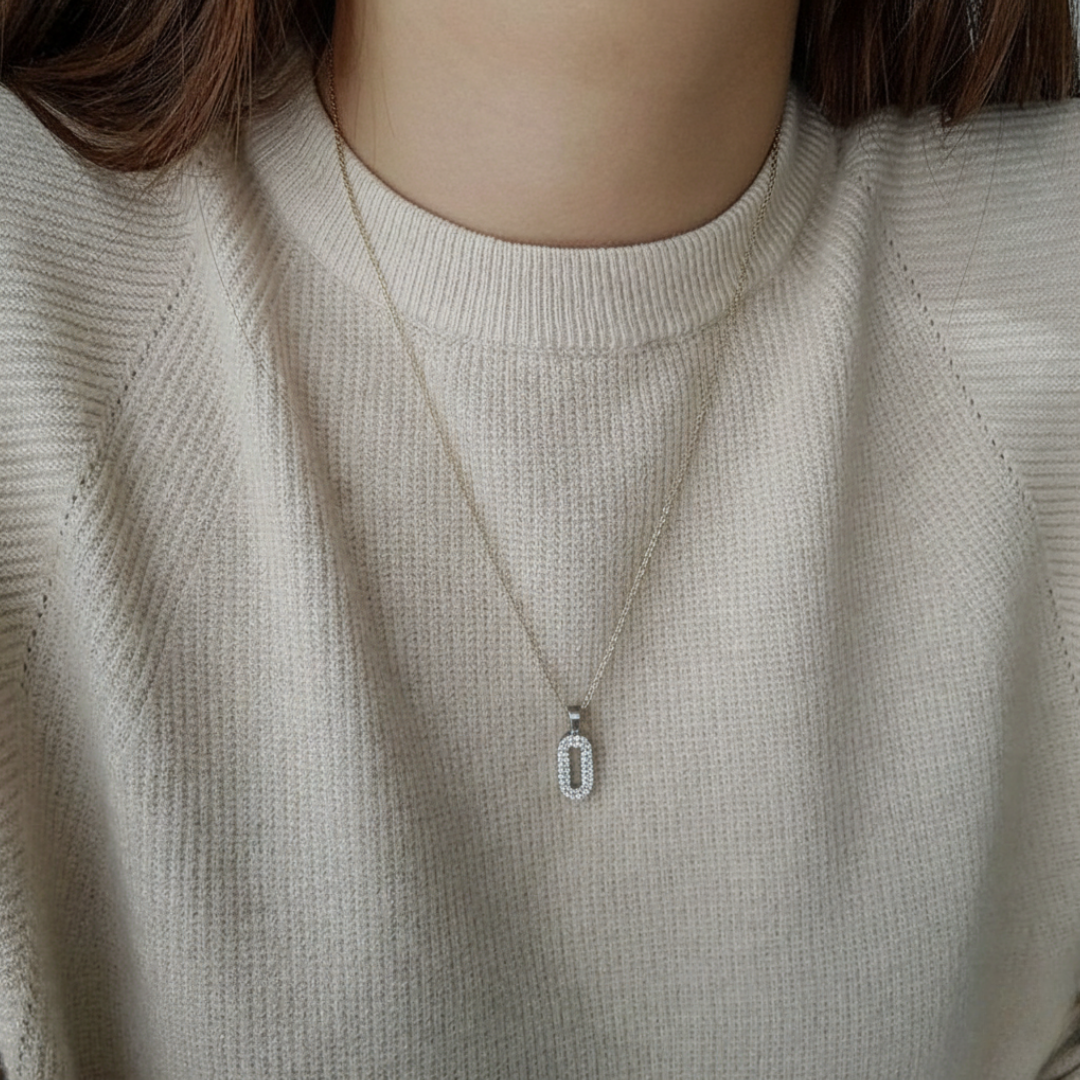 Blisse Allure Sterling Silver Paperclip pendant with a silver chain