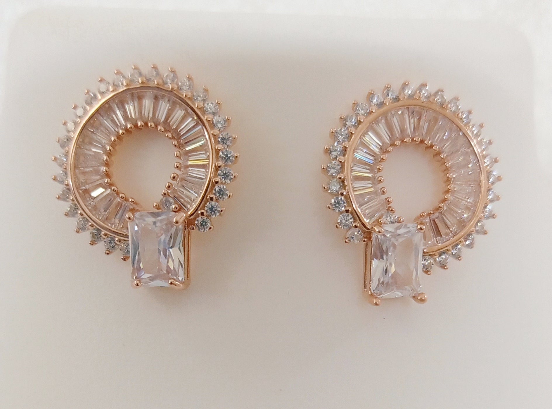 Blisse Allure 925 Sterling Silver Rose Gold Stud Earring With White CZ