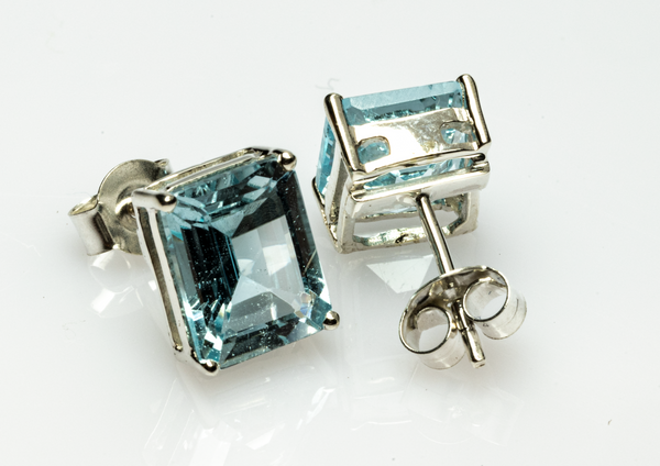 Blisse Allure 925 Sterling Silver Sky Blue Topaz Stud Earrings