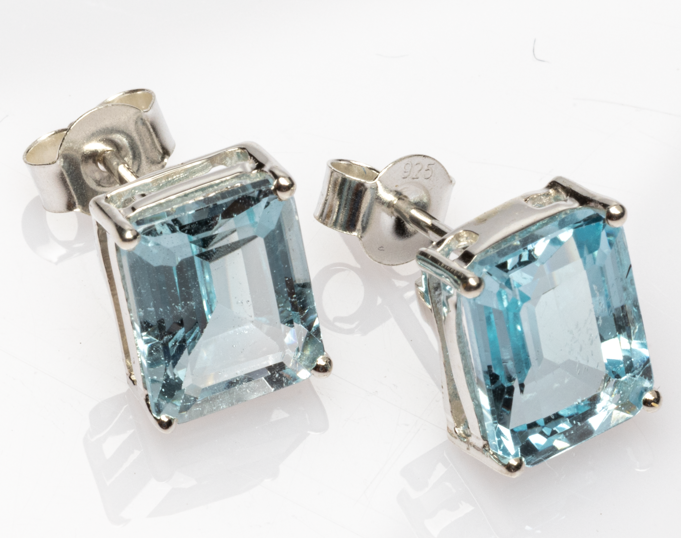 Blisse Allure 925 Sterling Silver Sky Blue Topaz Stud Earrings