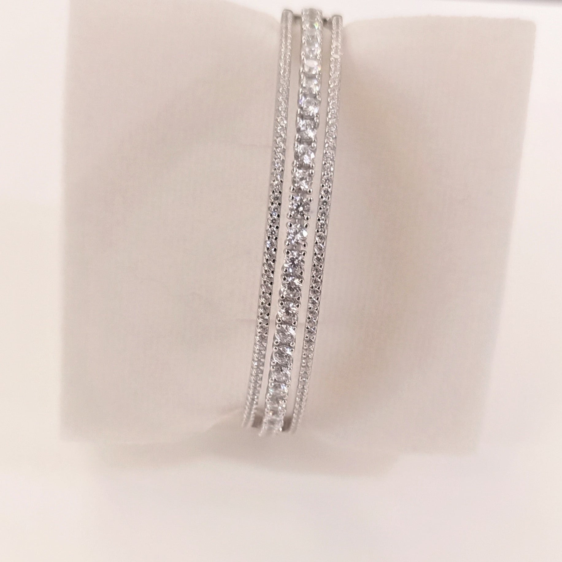 Blisse Allure Sterling Silver Clara Bangle